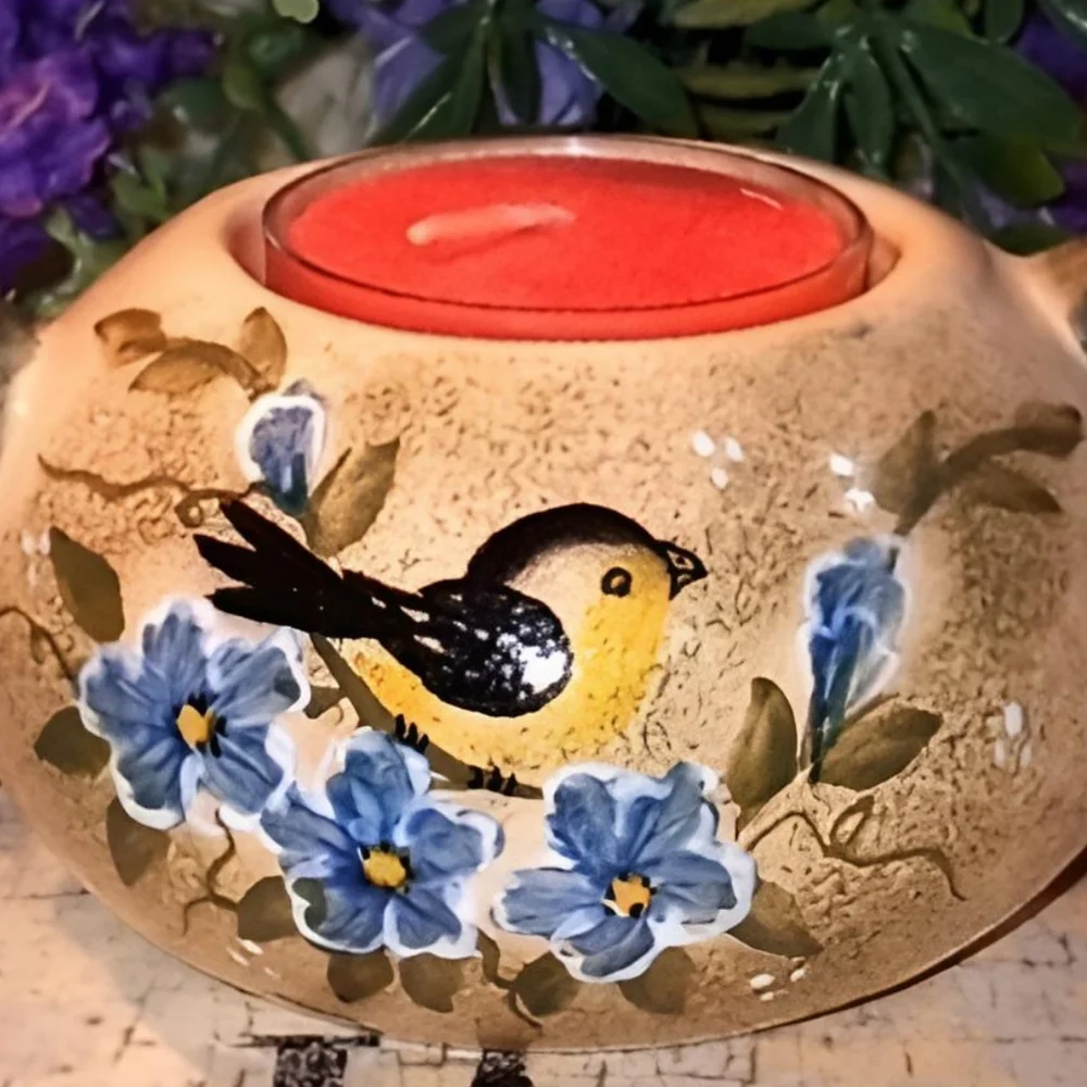 HAND PAINTED STONEWARE MINI TEA POT WITH A LITTLE FINCH WITH T'LITE - Picture 5 of 15
